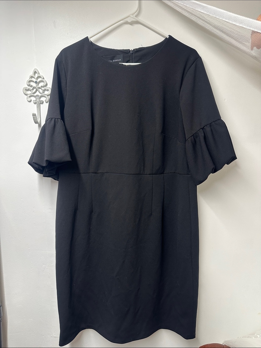 Donna Morgan Black Ruffle Sleeve Shift